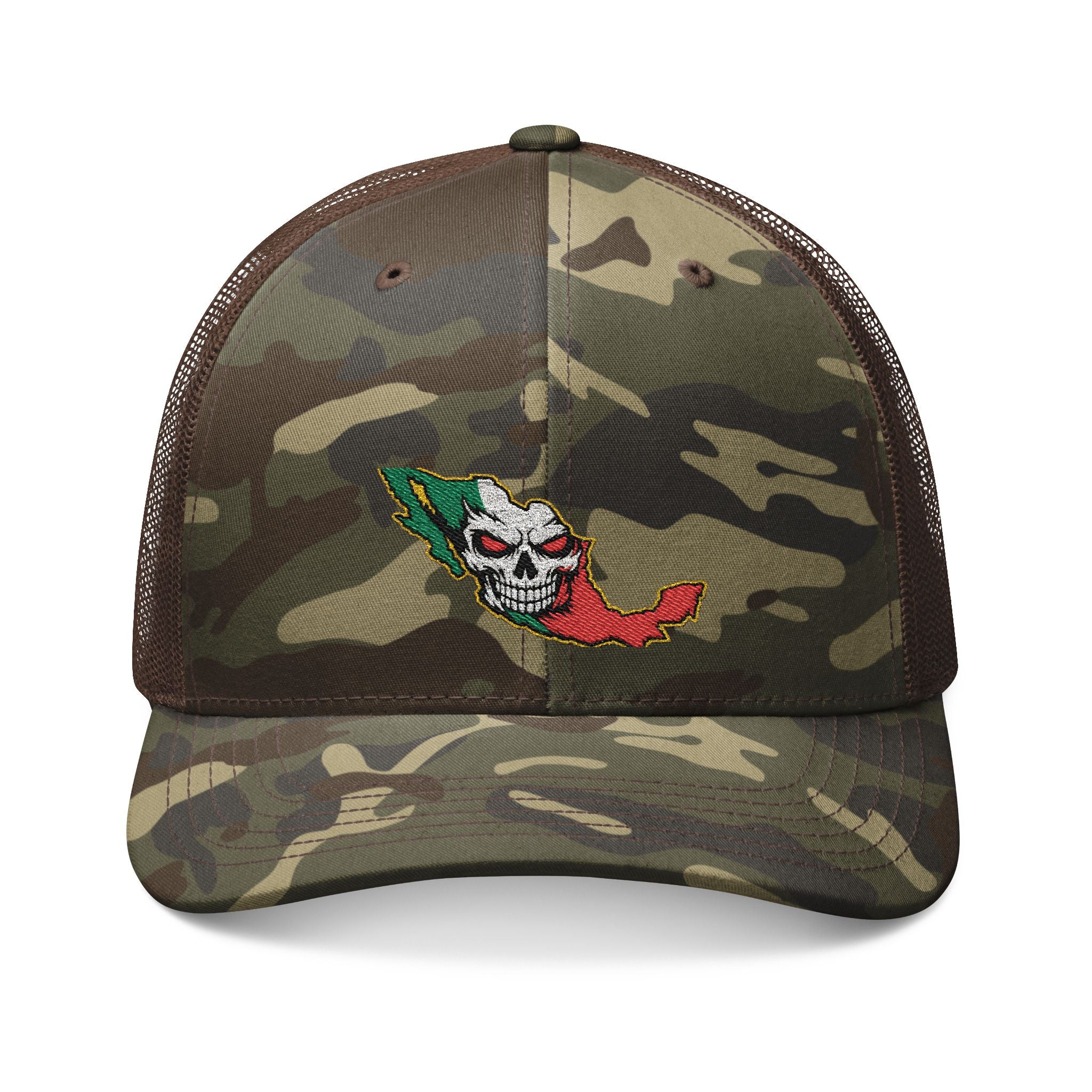 Sembrando terror skull camo trucker hat